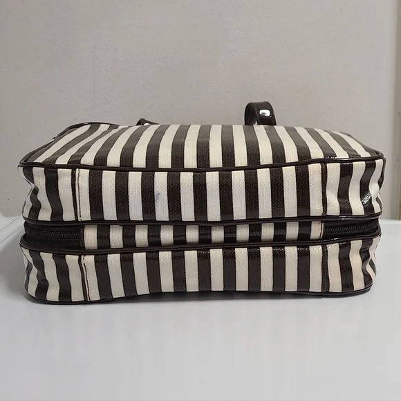 Henri Bendel Vintage Centennial Stripe Large Hanging Travel Accessory Bag - Picture 7 of 13